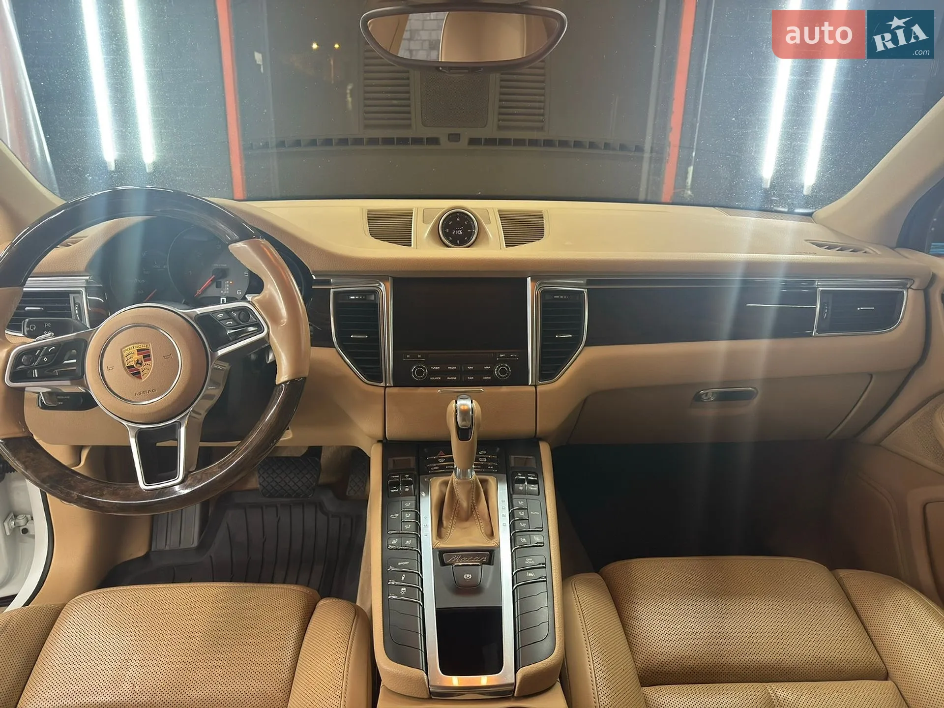 2016 Porsche Macan - мініатюра 19