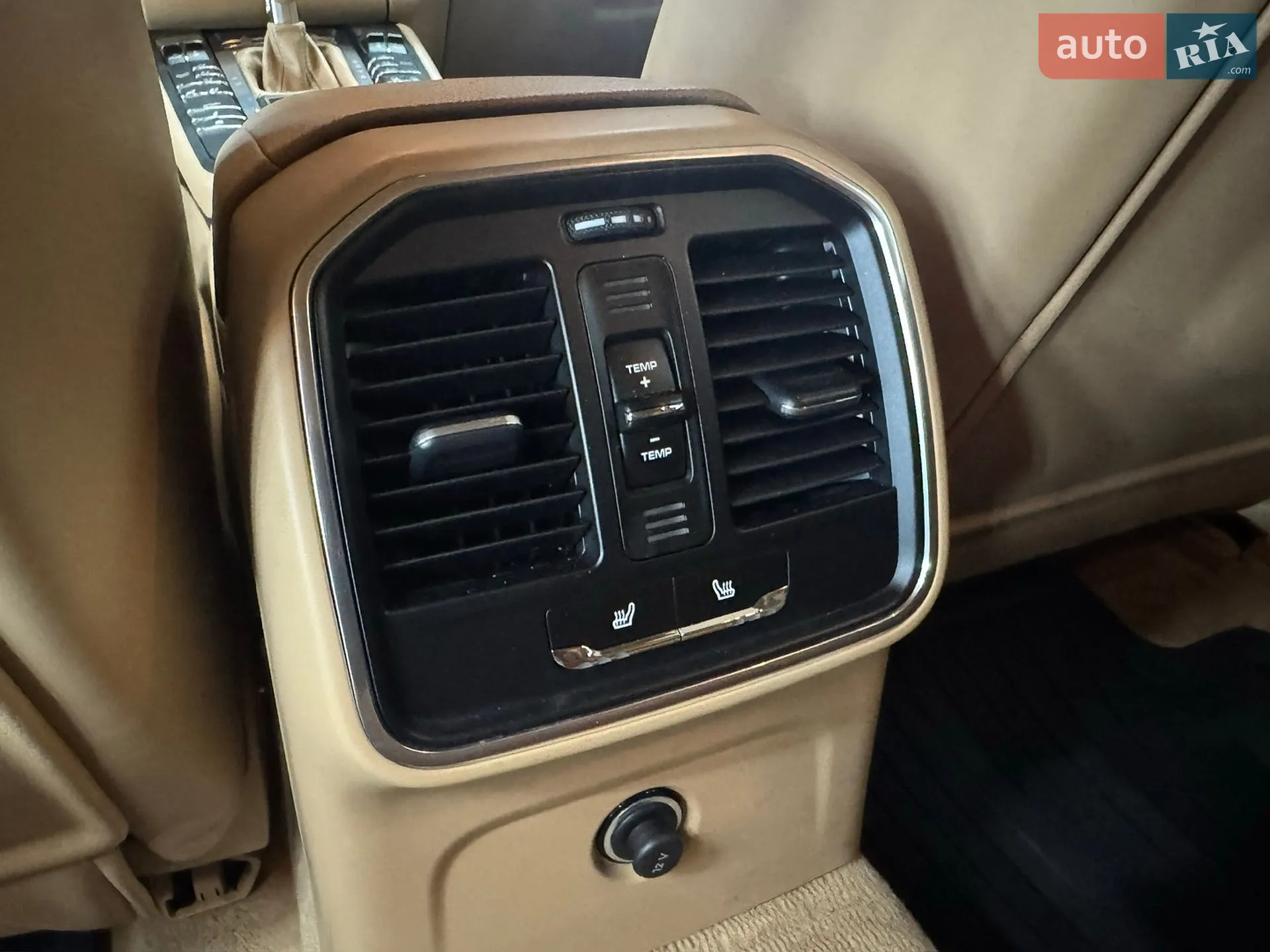 2016 Porsche Macan - мініатюра 28