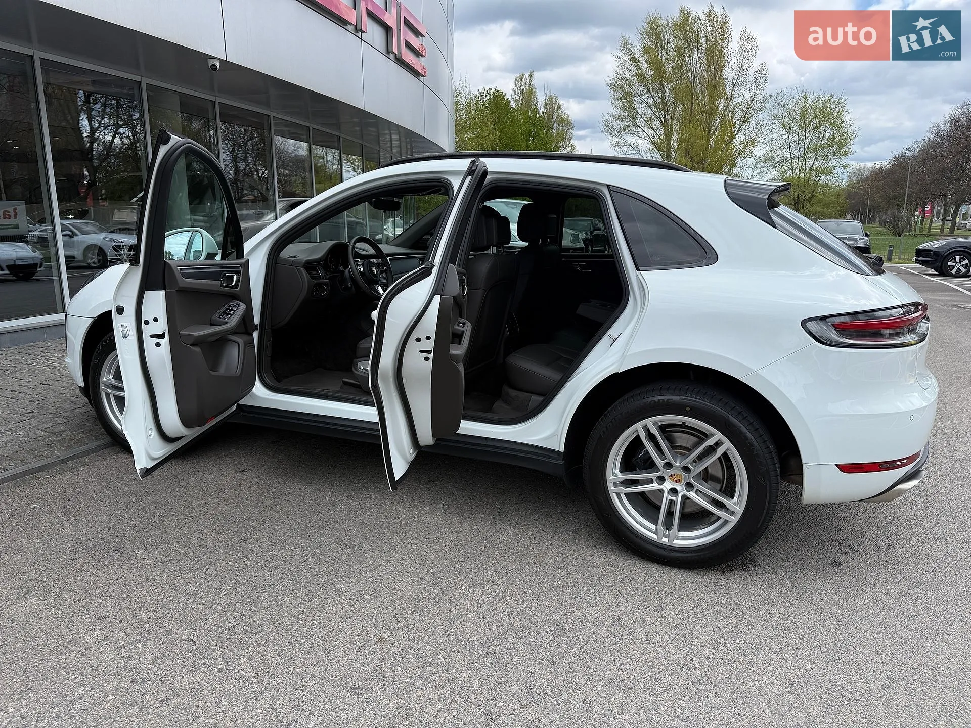 2018 Porsche Macan - мініатюра 9
