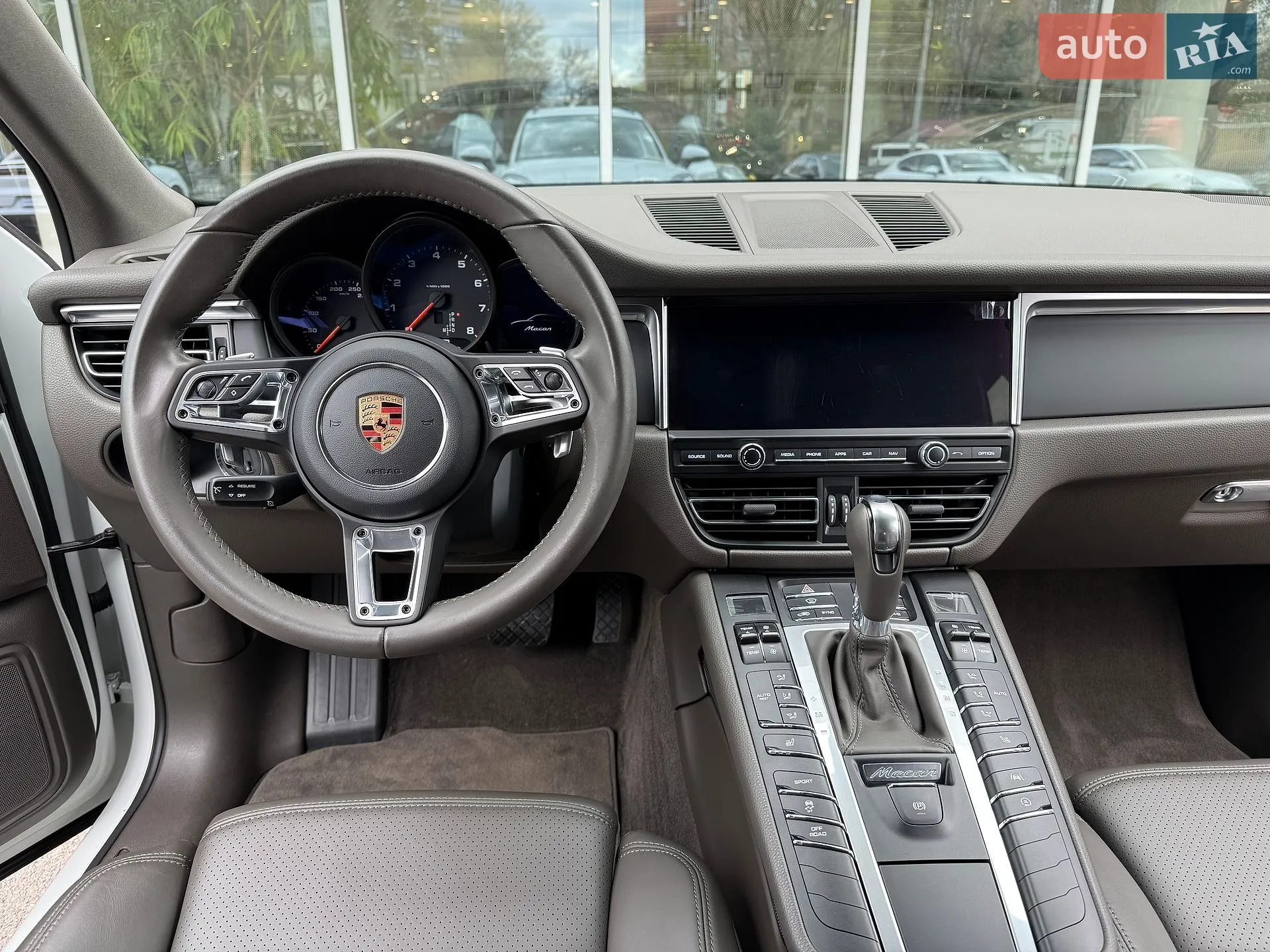 2018 Porsche Macan - мініатюра 29