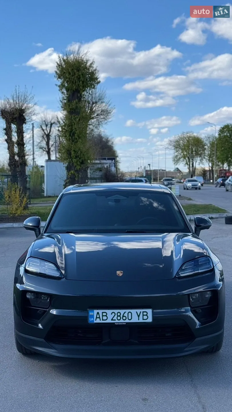 2025 Porsche Macan - фото 1