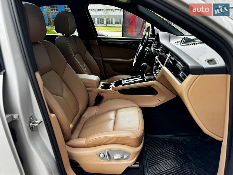 Внедорожник / Кроссовер Porsche Macan 2022 в Харькове
