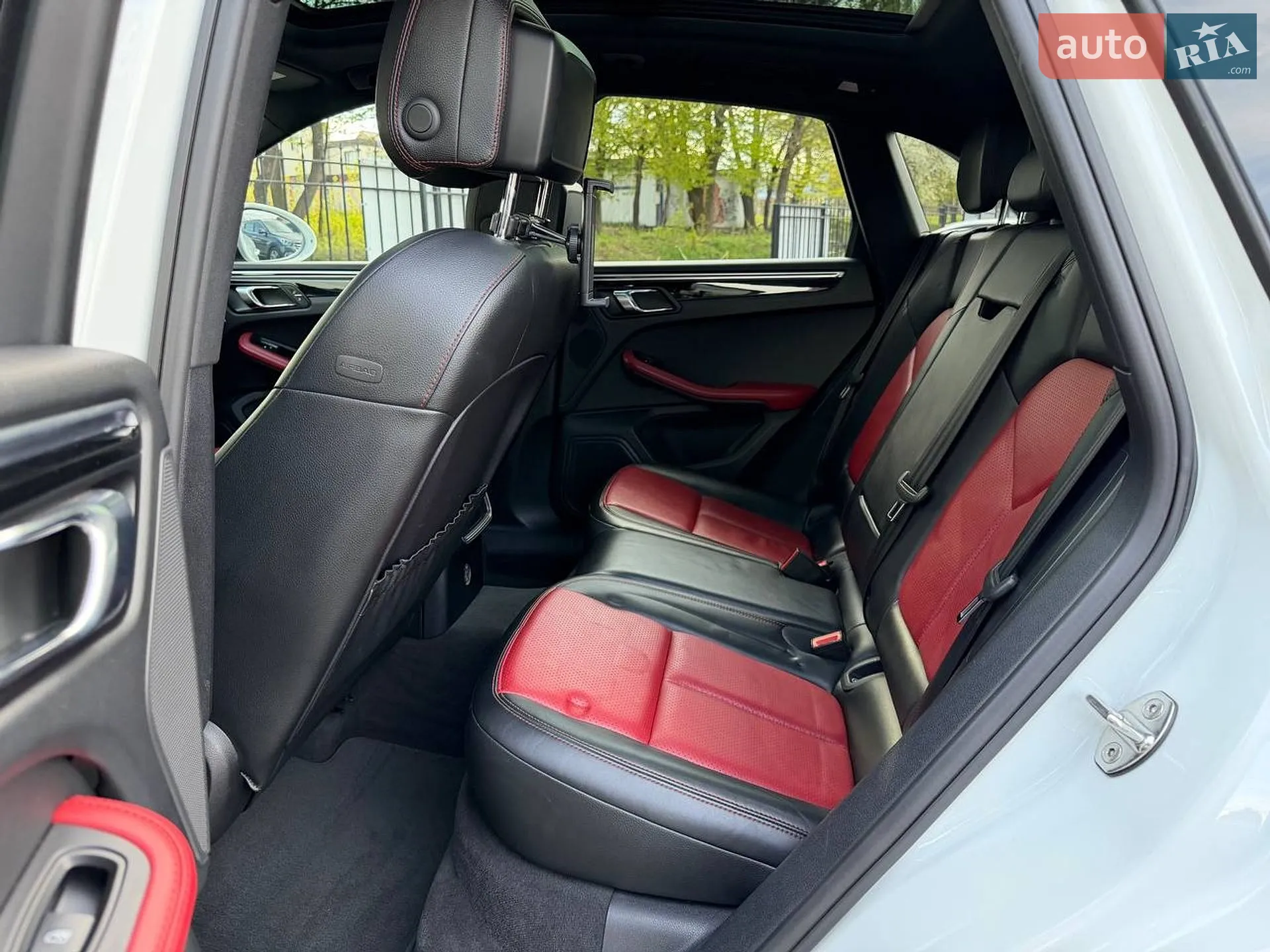 2018 Porsche Macan - мініатюра 28