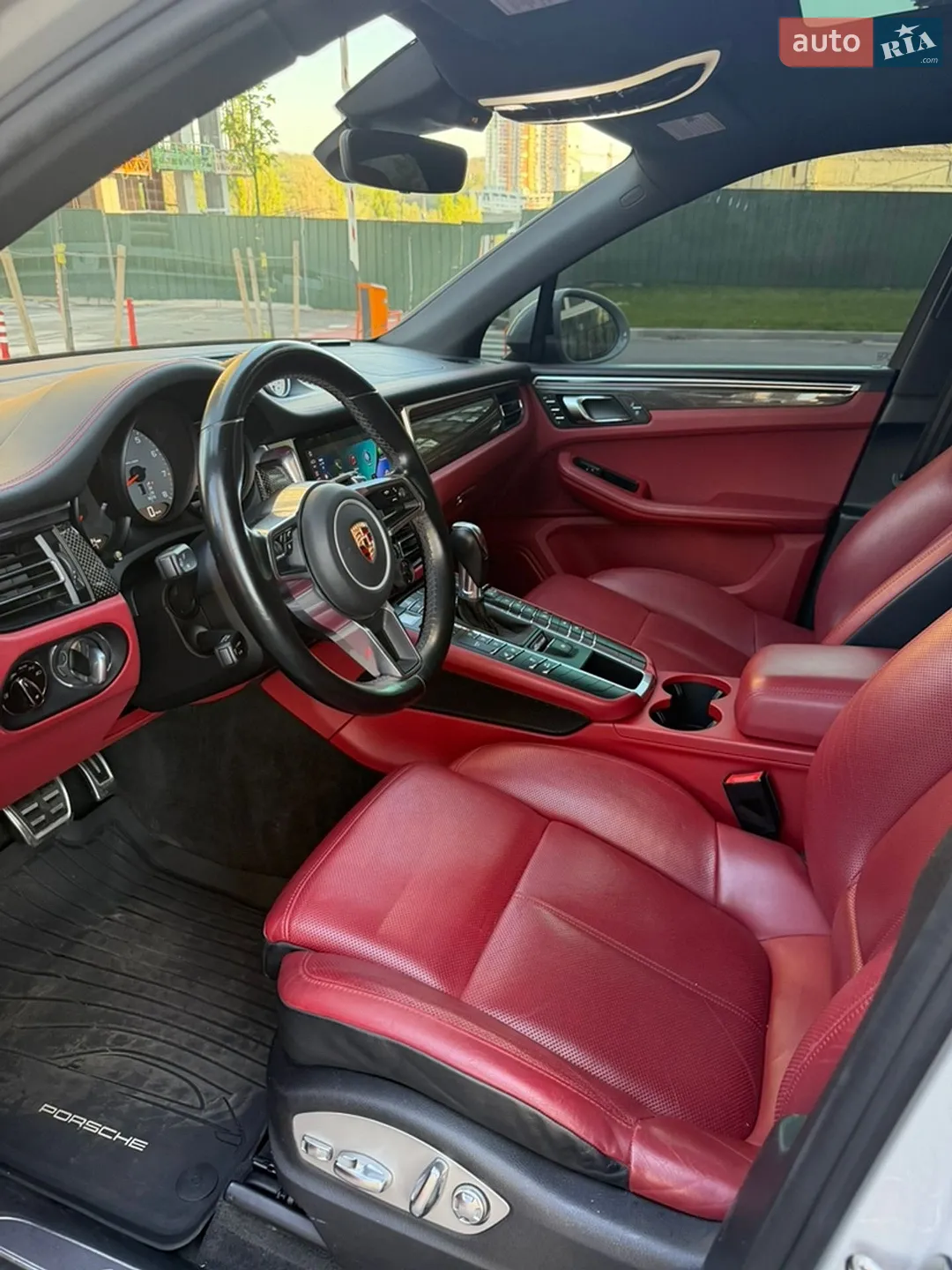 2019 Porsche Macan - мініатюра 12