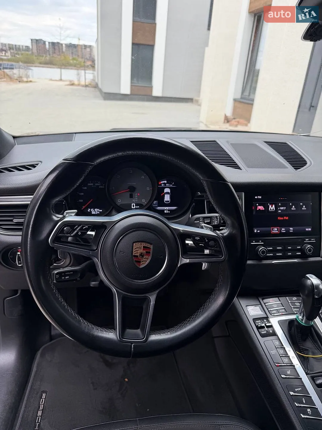 2017 Porsche Macan - мініатюра 3