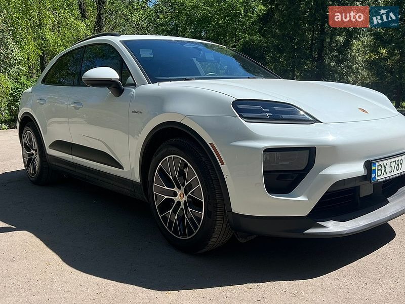 Porsche Macan 2024