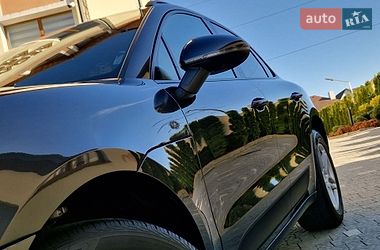 Внедорожник / Кроссовер Porsche Macan 2017 в Бориславе