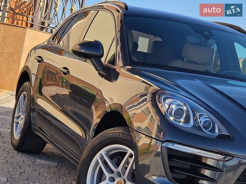 Внедорожник / Кроссовер Porsche Macan 2017 в Бориславе
