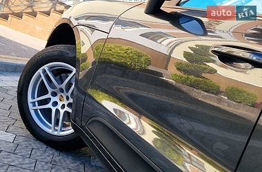 Внедорожник / Кроссовер Porsche Macan 2017 в Бориславе