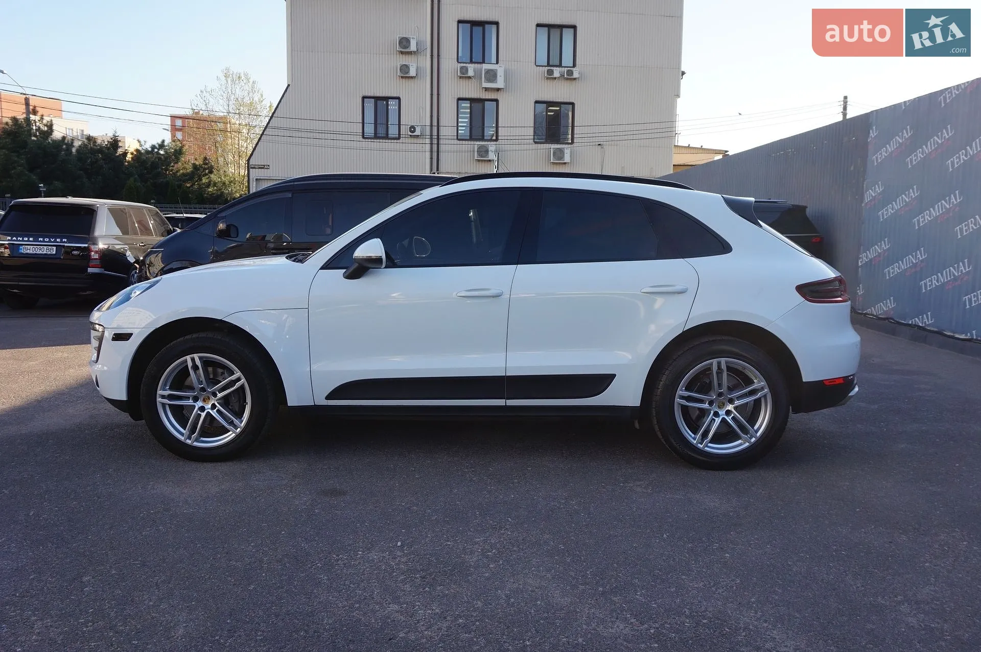 2016 Porsche Macan - мініатюра 9