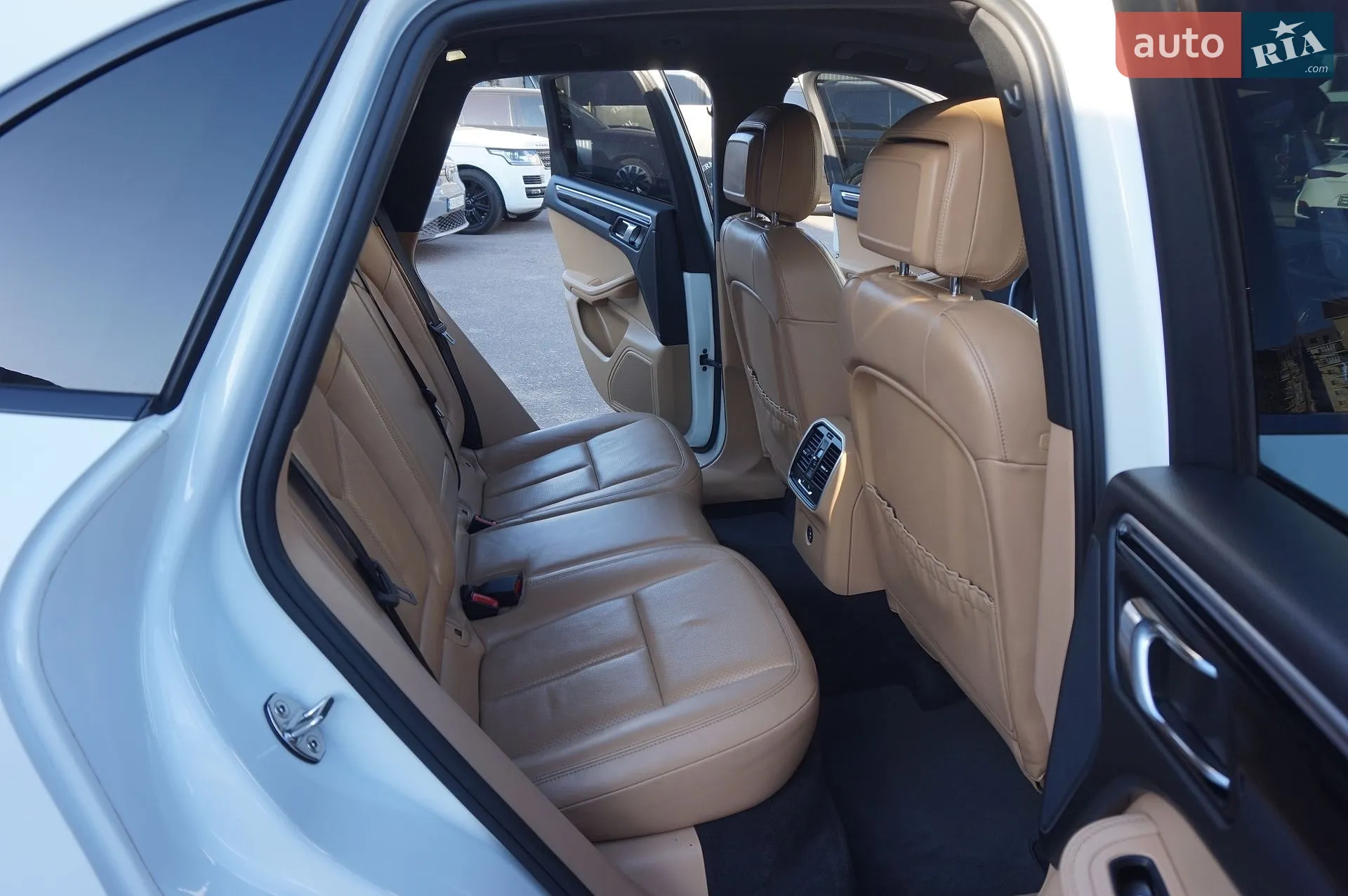 2016 Porsche Macan - мініатюра 26