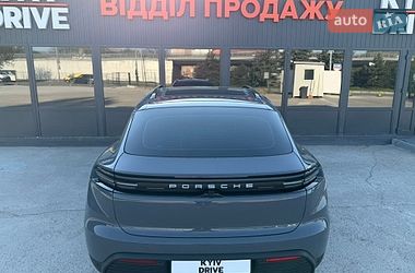 Внедорожник / Кроссовер Porsche Macan 2025 в Киеве