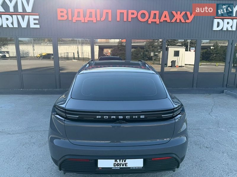 Внедорожник / Кроссовер Porsche Macan 2025 в Киеве