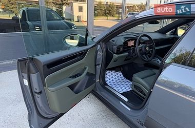 Внедорожник / Кроссовер Porsche Macan 2025 в Киеве