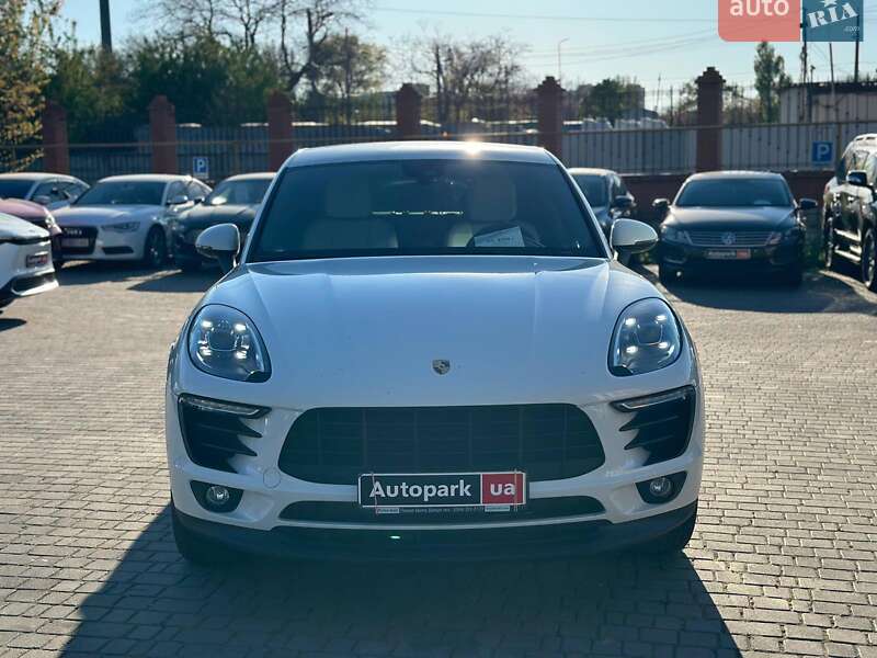 Внедорожник / Кроссовер Porsche Macan 2017 в Одессе