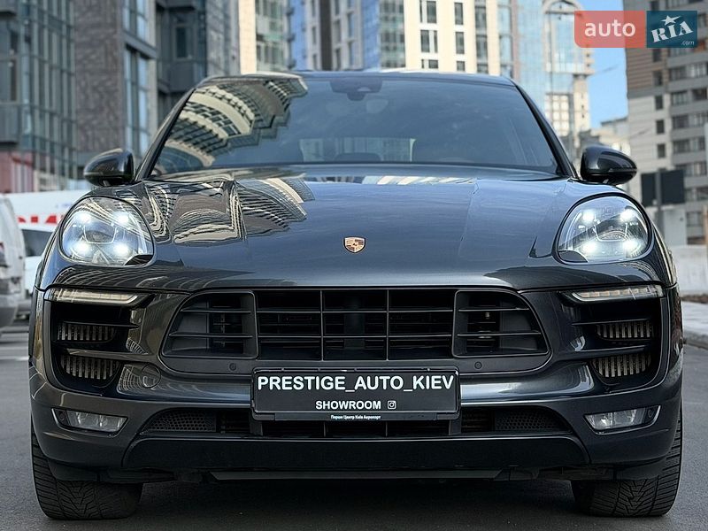 Внедорожник / Кроссовер Porsche Macan 2016 в Киеве