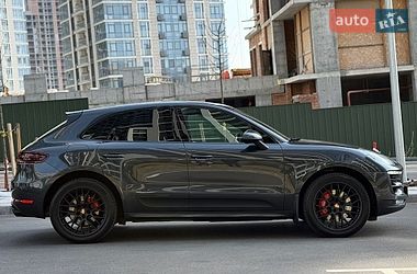 Внедорожник / Кроссовер Porsche Macan 2016 в Киеве