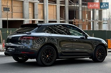 Внедорожник / Кроссовер Porsche Macan 2016 в Киеве