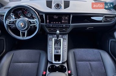 Внедорожник / Кроссовер Porsche Macan 2020 в Киеве