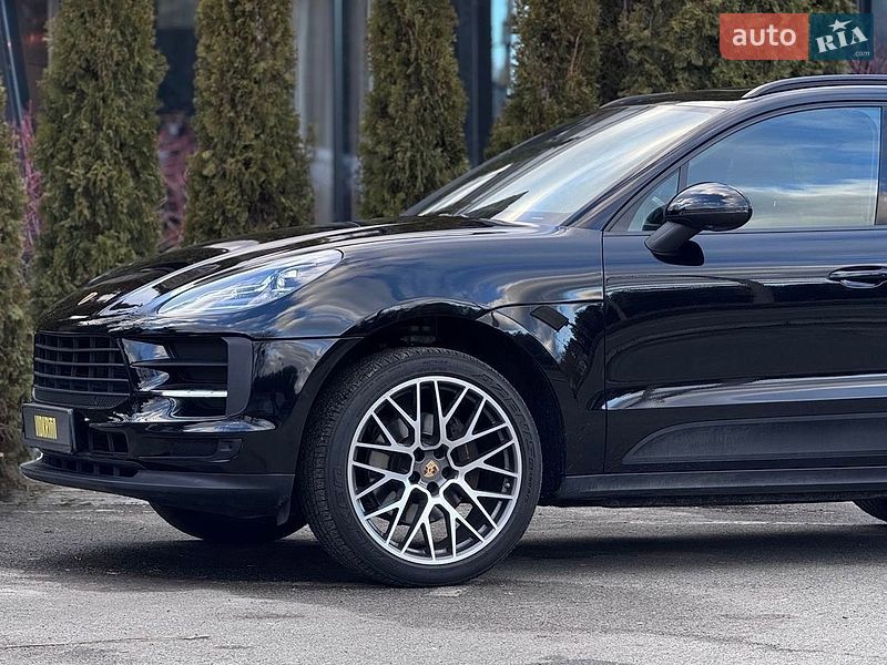Внедорожник / Кроссовер Porsche Macan 2020 в Киеве
