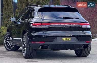 Внедорожник / Кроссовер Porsche Macan 2020 в Киеве