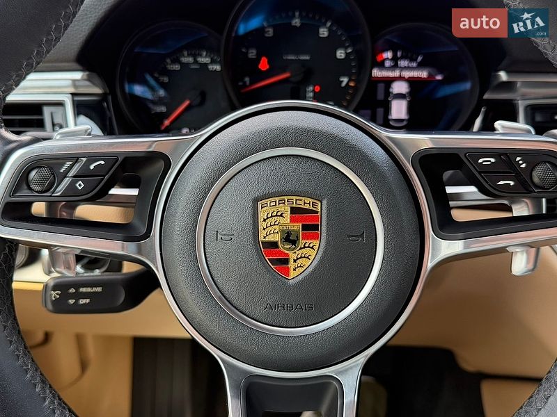 Внедорожник / Кроссовер Porsche Macan 2018 в Луцке