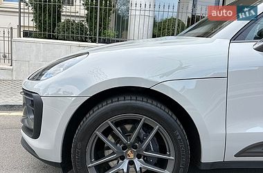 Внедорожник / Кроссовер Porsche Macan 2023 в Киеве
