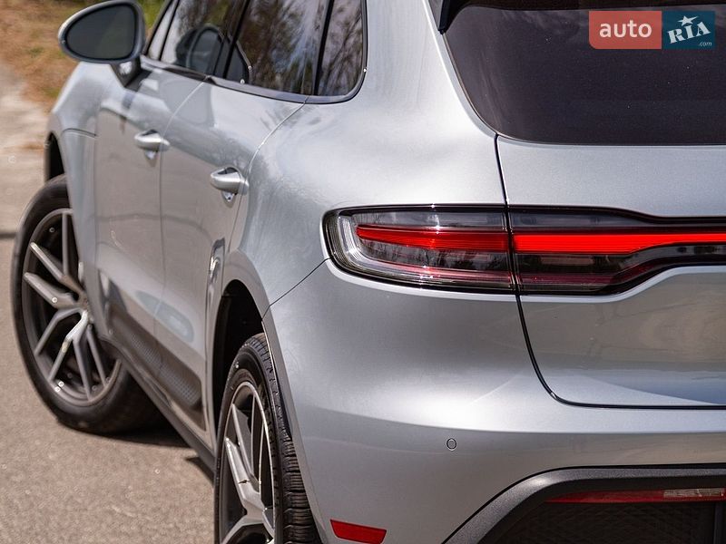 Внедорожник / Кроссовер Porsche Macan 2022 в Киеве