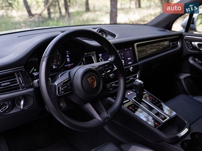 Внедорожник / Кроссовер Porsche Macan 2022 в Киеве
