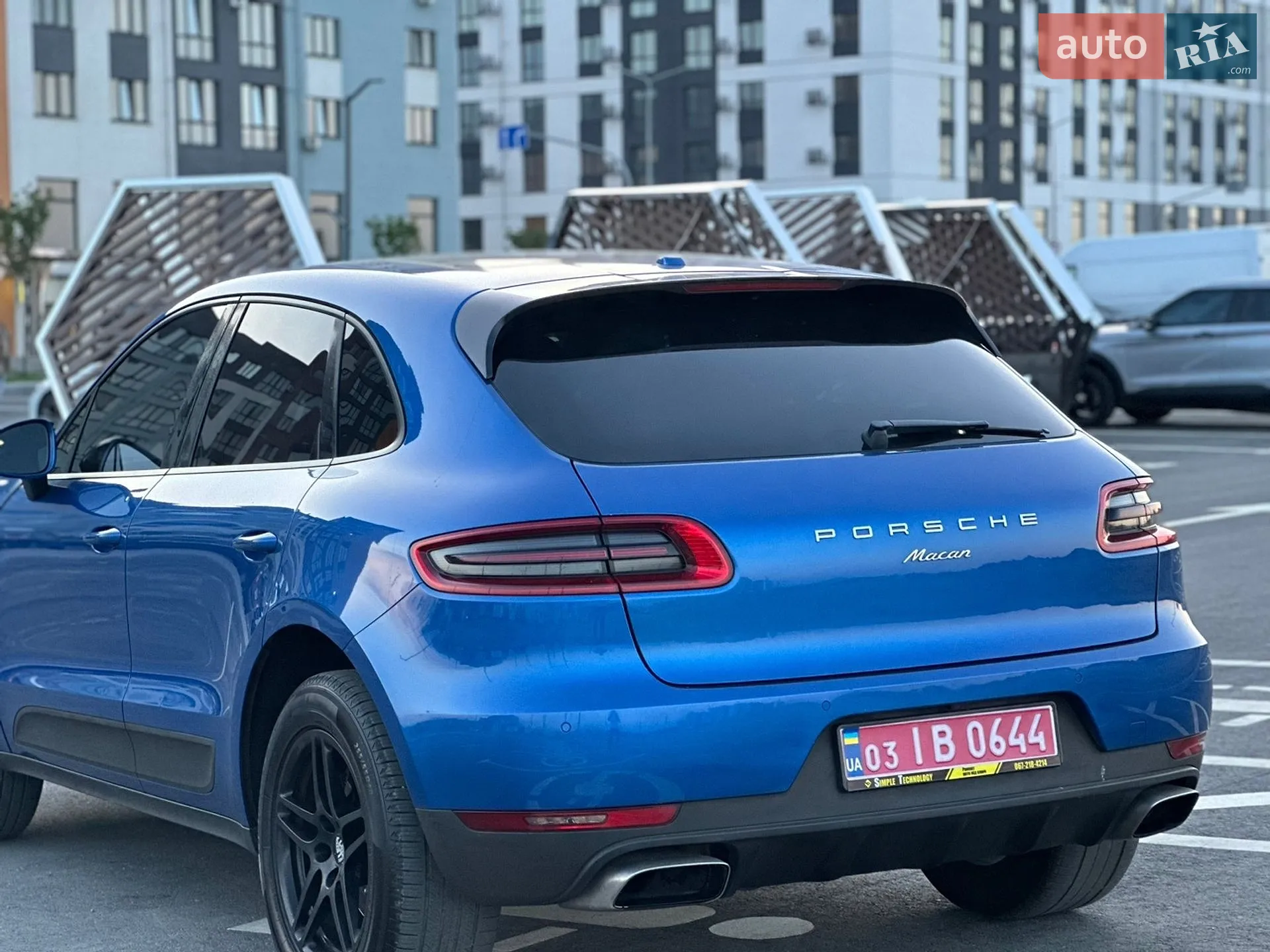 2018 Porsche Macan - мініатюра 9