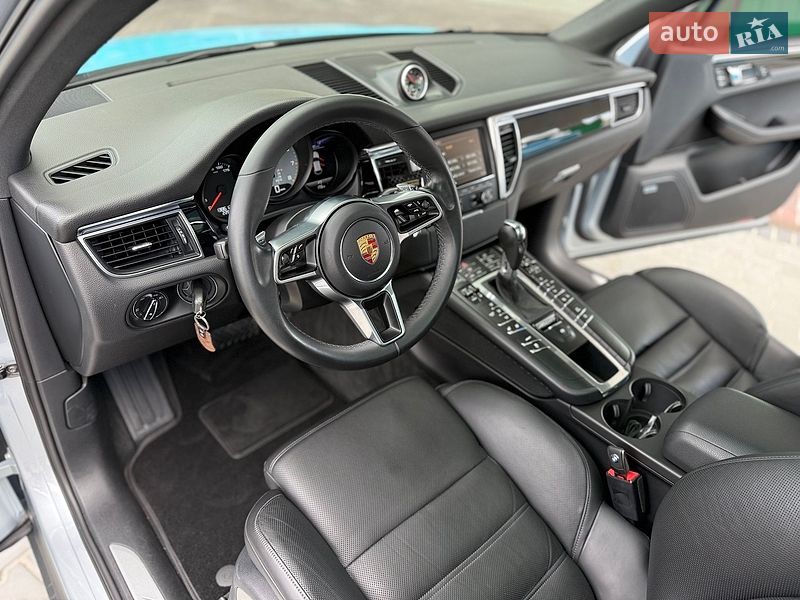 Внедорожник / Кроссовер Porsche Macan 2016 в Днепре