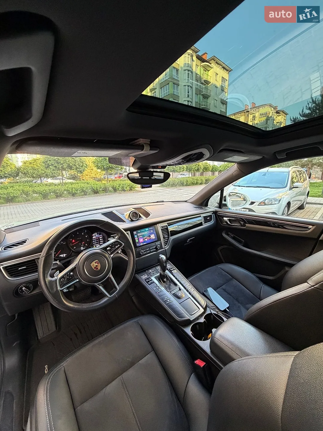 2017 Porsche Macan - мініатюра 8