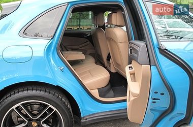 Внедорожник / Кроссовер Porsche Macan 2018 в Киеве
