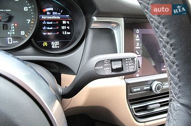 Внедорожник / Кроссовер Porsche Macan 2018 в Киеве