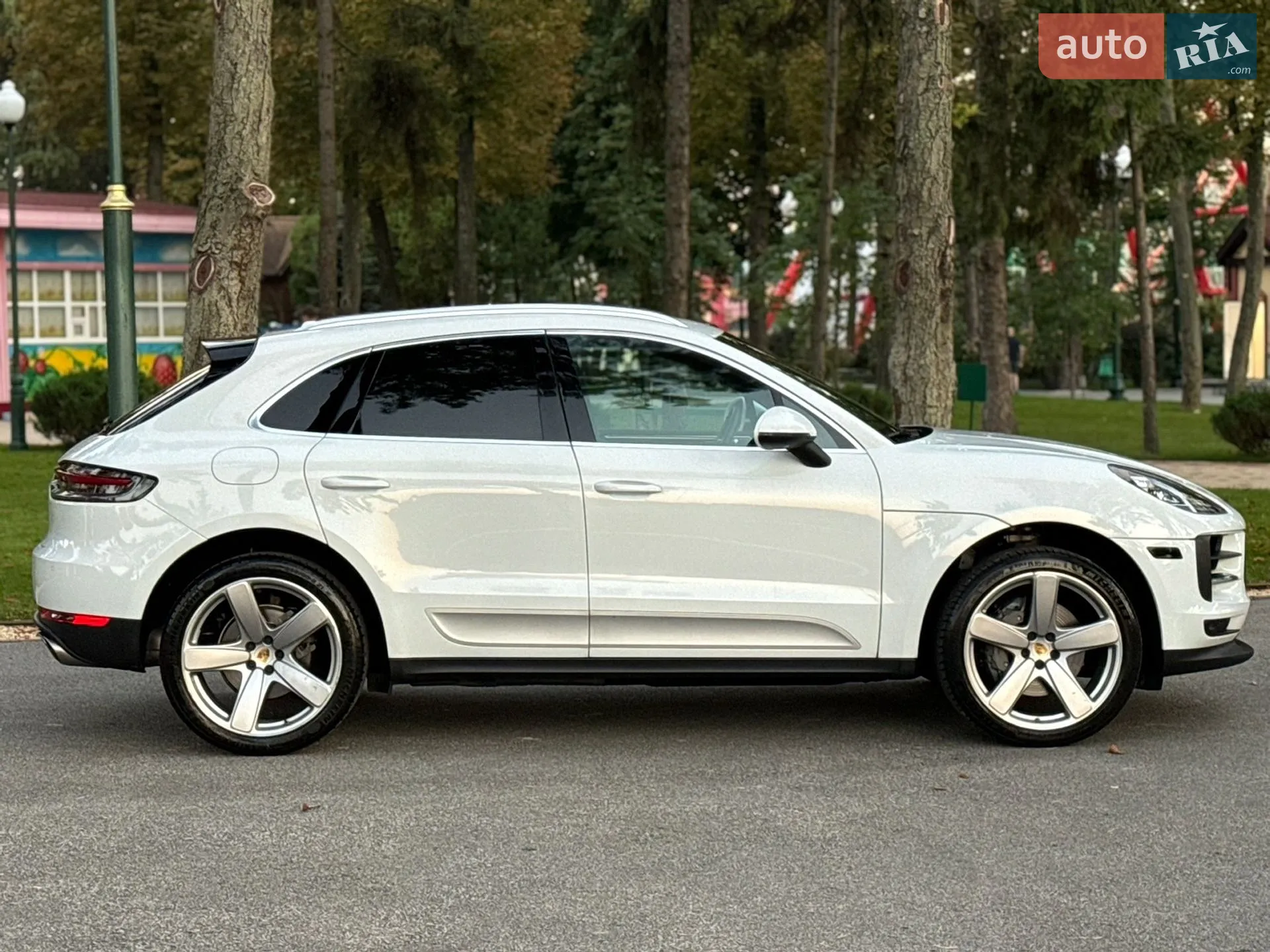 2019 Porsche Macan - мініатюра 19