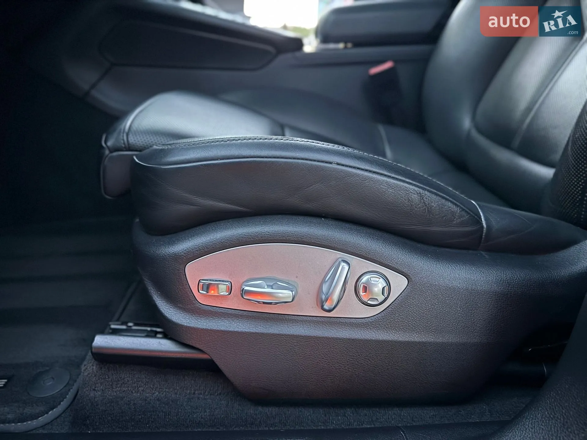2019 Porsche Macan - мініатюра 48