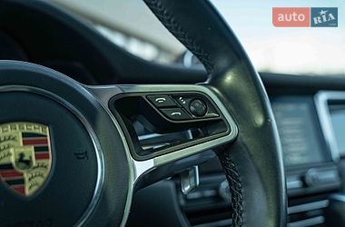 Внедорожник / Кроссовер Porsche Macan 2021 в Черновцах