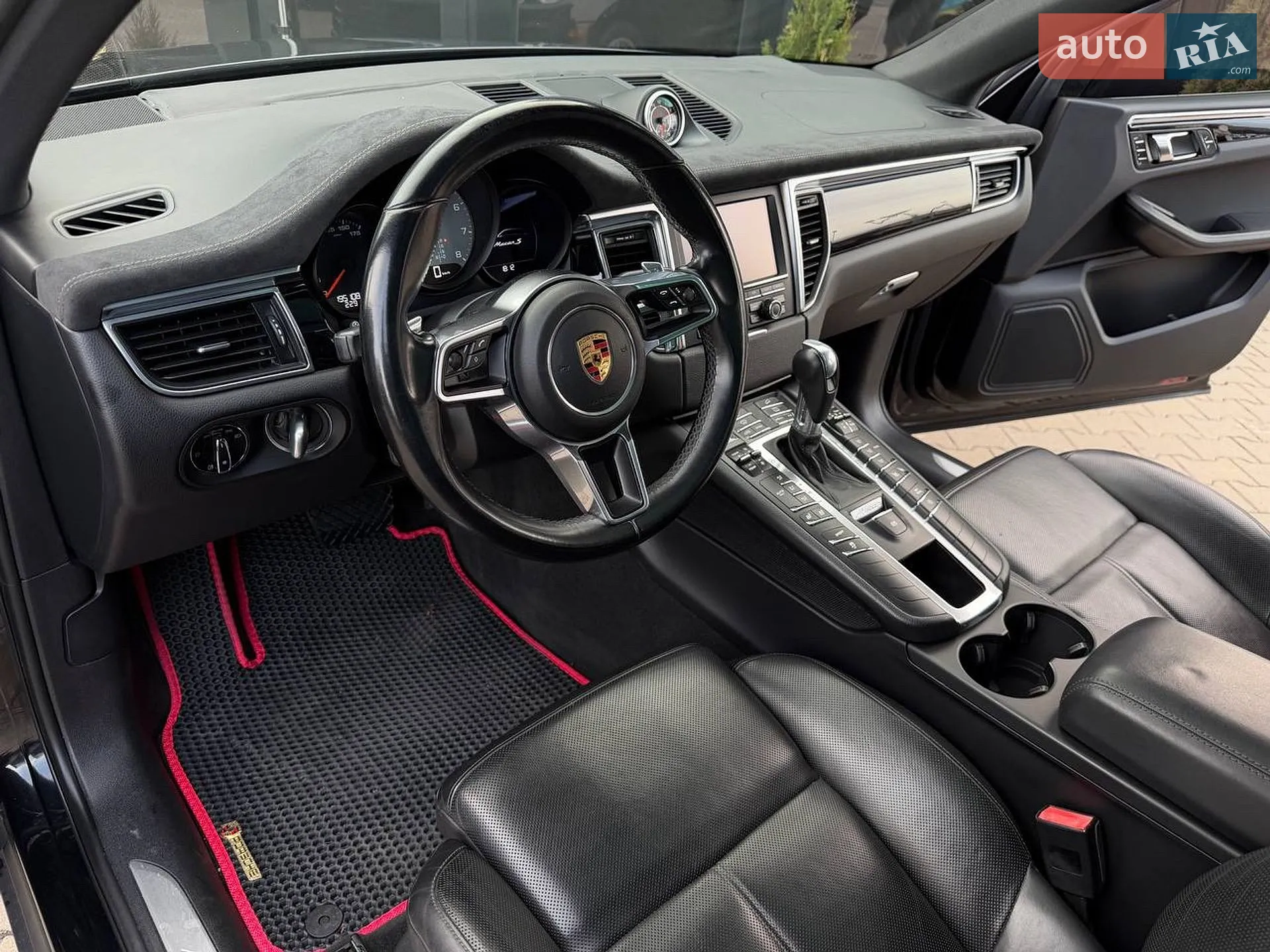 2015 Porsche Macan - мініатюра 8