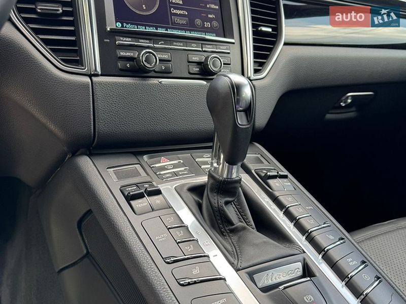 Внедорожник / Кроссовер Porsche Macan 2015 в Днепре