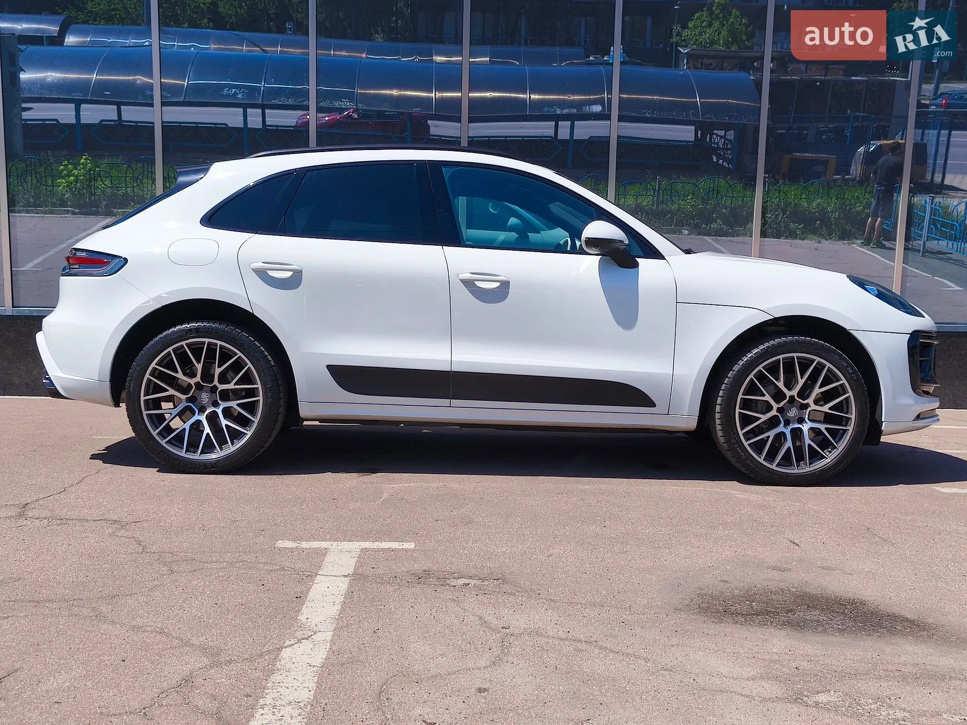 2020 Porsche Macan - мініатюра 4