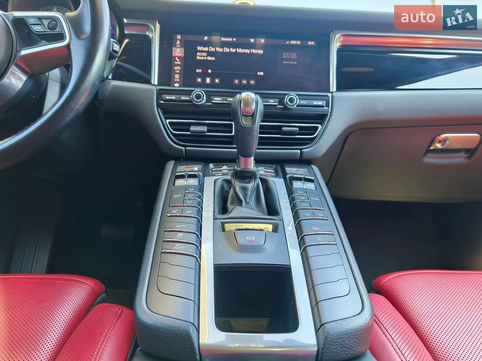 2020 Porsche Macan - мініатюра 33
