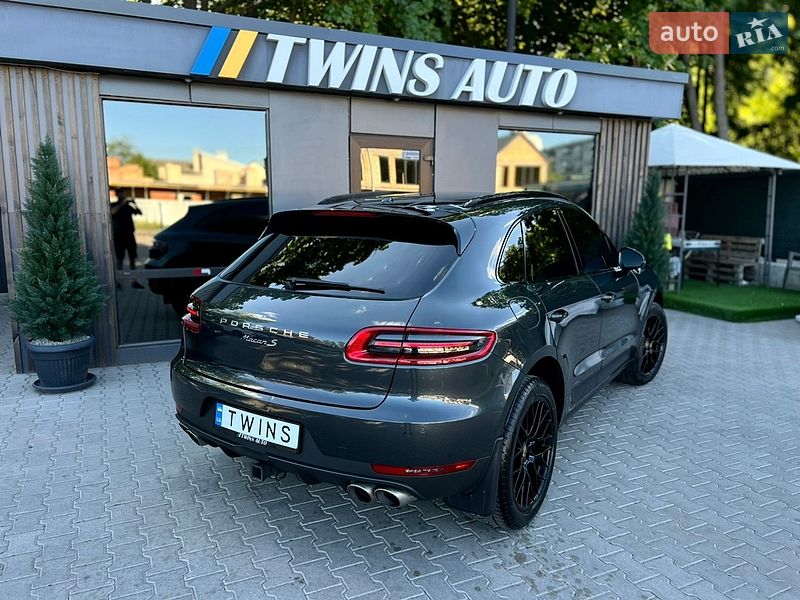 Внедорожник / Кроссовер Porsche Macan 2018 в Одессе
