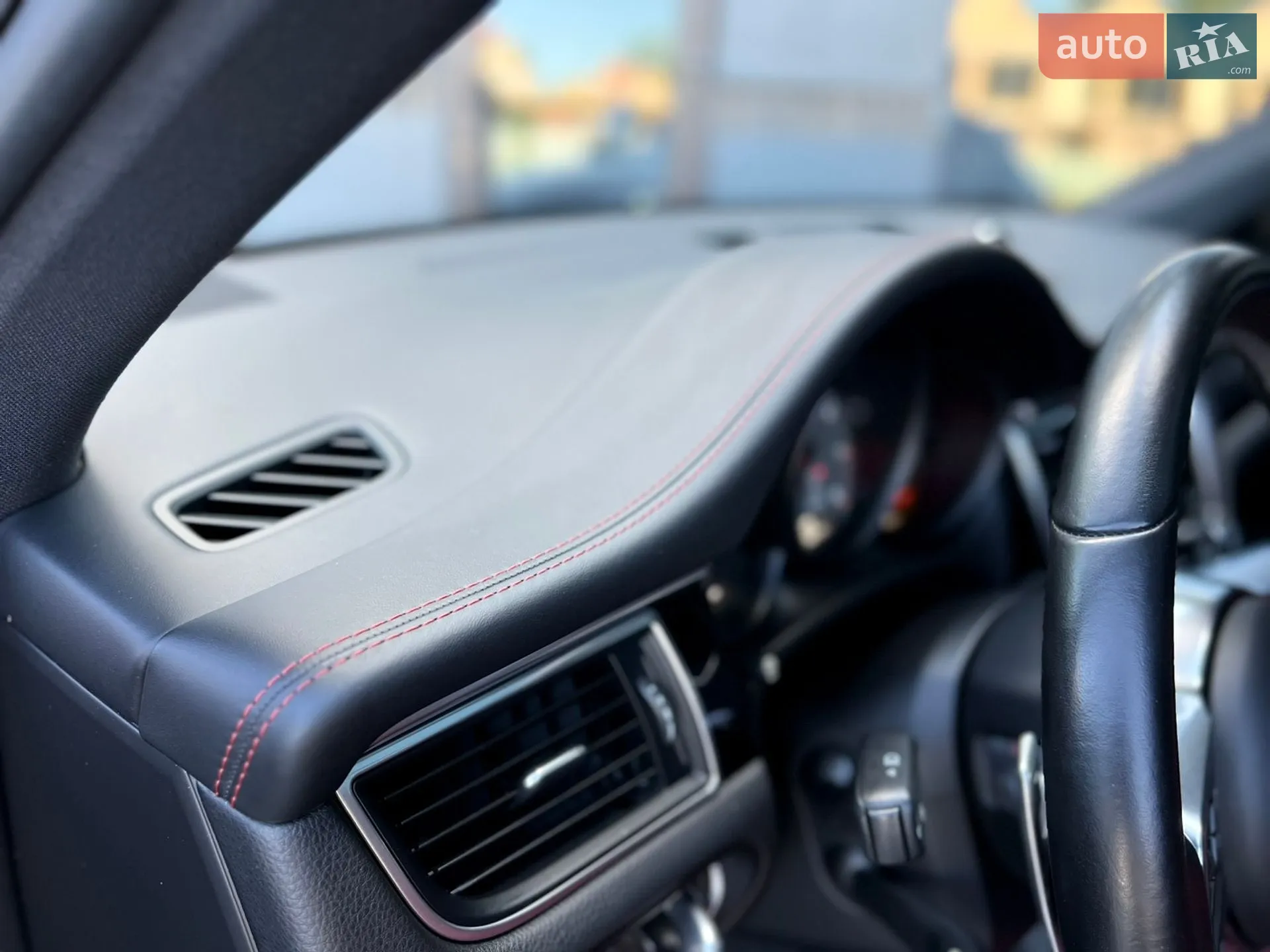 2018 Porsche Macan - мініатюра 38