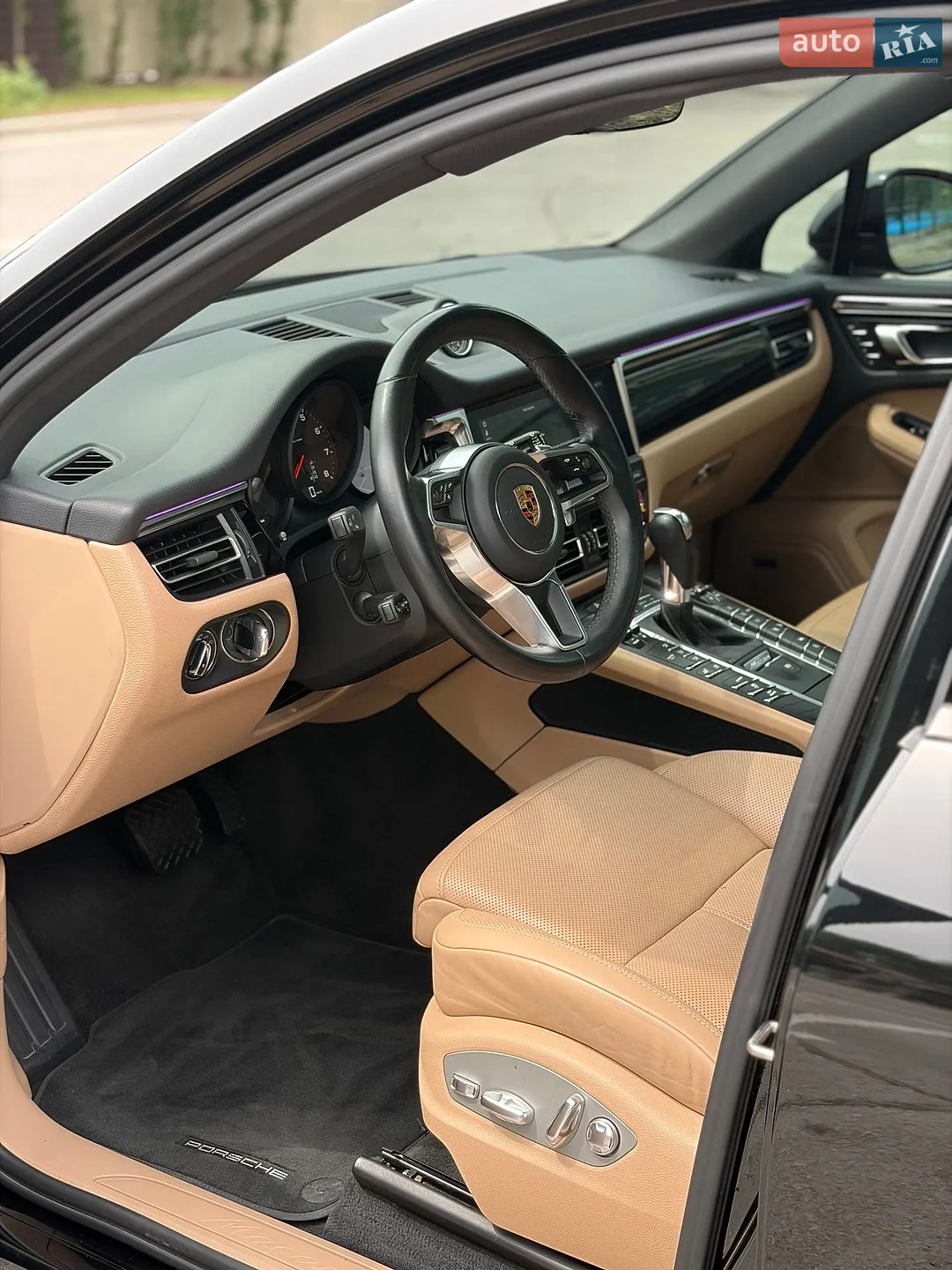2021 Porsche Macan - мініатюра 10