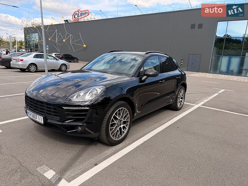 Внедорожник / Кроссовер Porsche Macan 2017 в Киеве