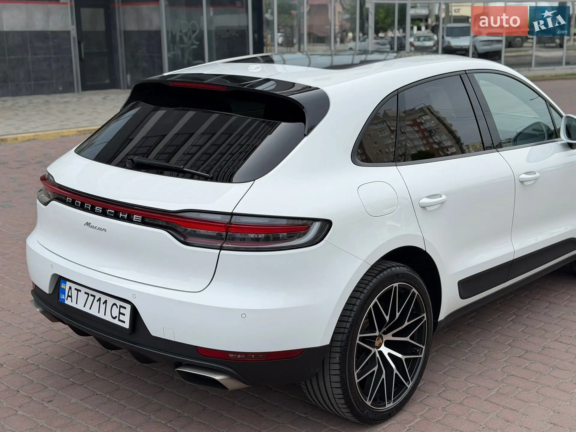 2021 Porsche Macan - мініатюра 9