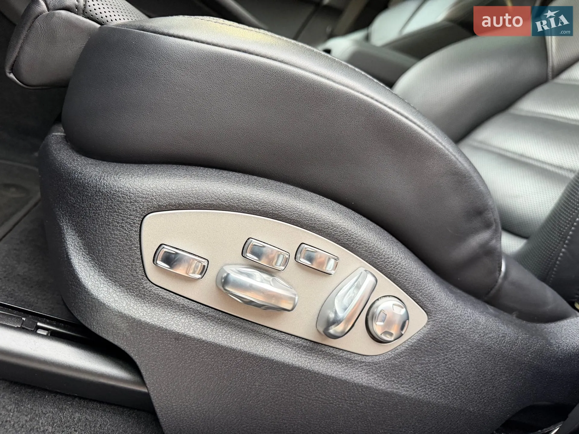 2023 Porsche Macan - мініатюра 46