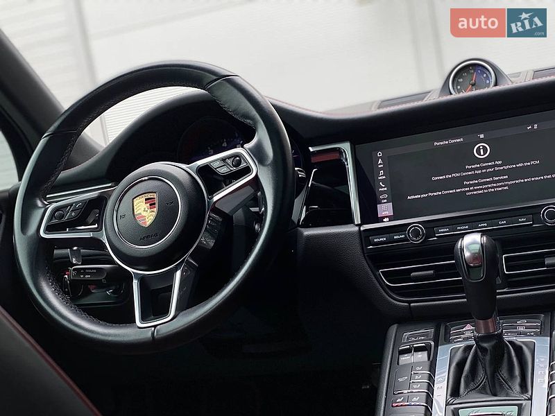 Внедорожник / Кроссовер Porsche Macan 2018 в Киеве