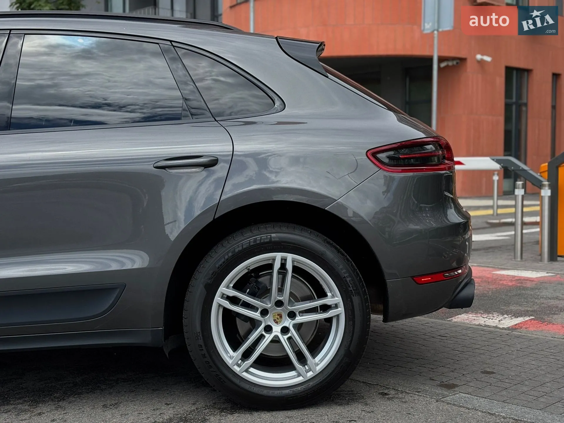 2017 Porsche Macan - мініатюра 6