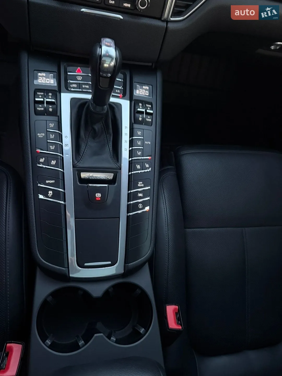2018 Porsche Macan - мініатюра 13